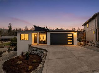 9382 Lakefront Rise, Lake Cowichan, BC V0R 2G1
