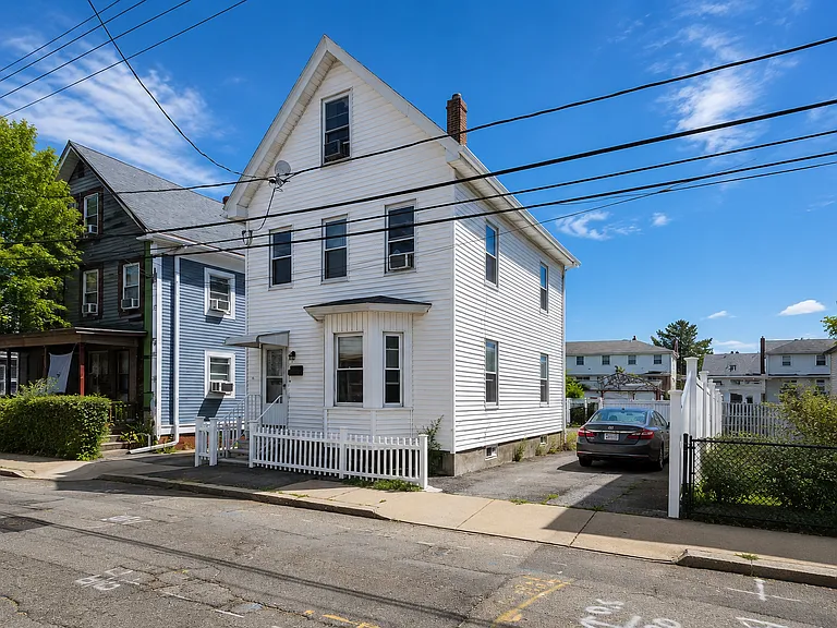 27 Franklin Ave — Photo 20