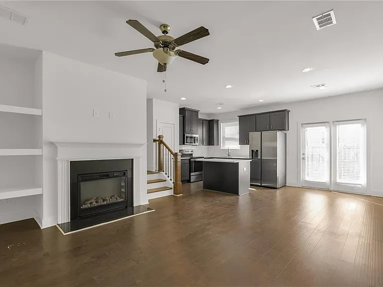 6433 Scudders Dr — Photo 4