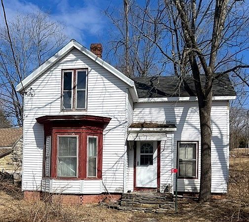 1st image of 10 Green St