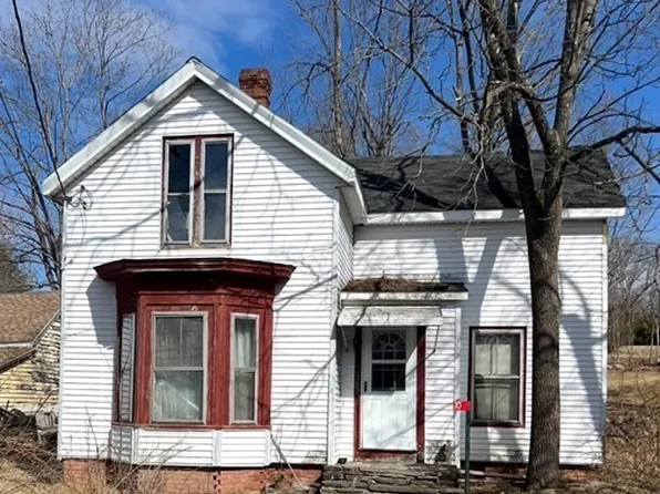 10 Green St, Brookfield, MA 01506