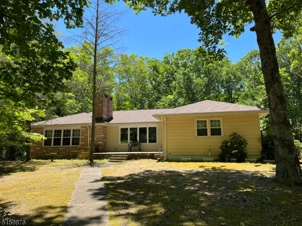 1721 Darmstadt Ave, Egg Harbor City, NJ 08215