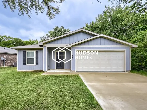 304 Outboard Dr, Gun Barrel City, TX 75156
