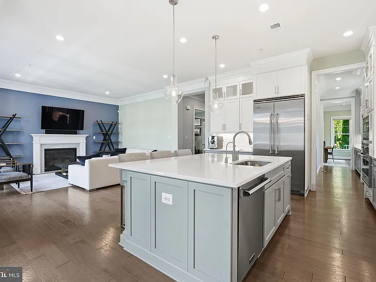 9123 Old Georgetown Rd — Photo 10