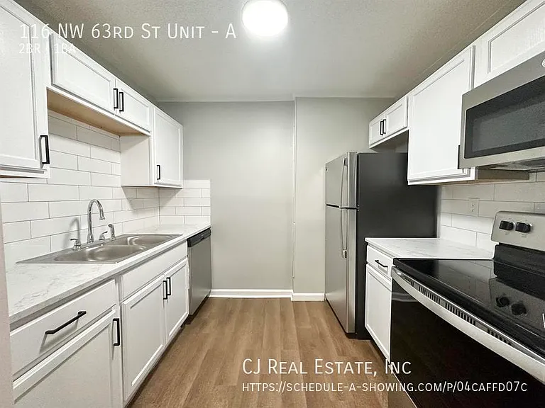 116 W 63rd St #A — Photo 5
