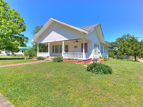 2nd image of 402 N Cimarron Ave