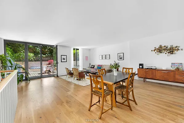 Sold by Town Residential | media 20