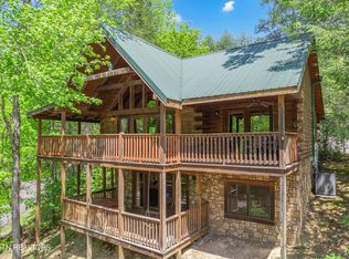 721 Poplar Falls Way, Gatlinburg, TN 37738