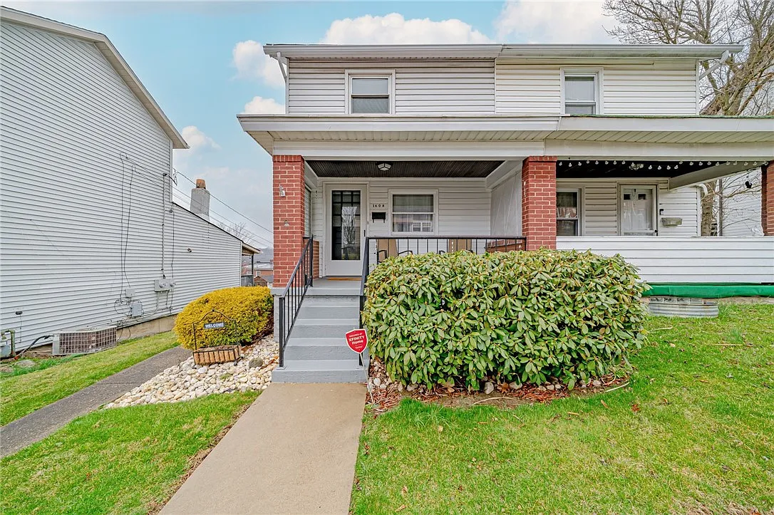 1608 Poplar St photo 1