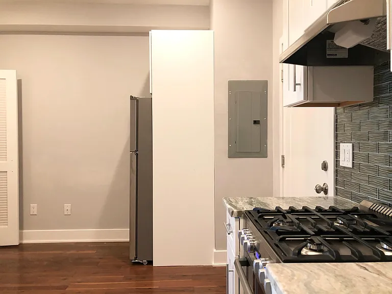 1005 S 4th St #19 — Photo 8