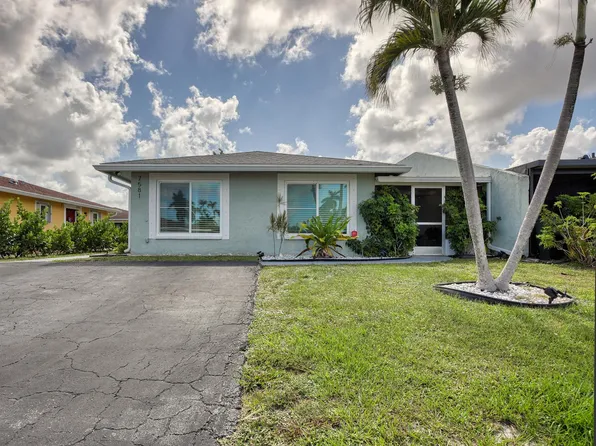 7581 Deuce Ln, Lake Worth, FL 33467