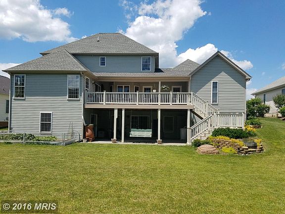 4th image of 211 Dewberry Dr