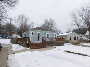 1312 21st Ave SW, Cedar Rapids, IA 52404