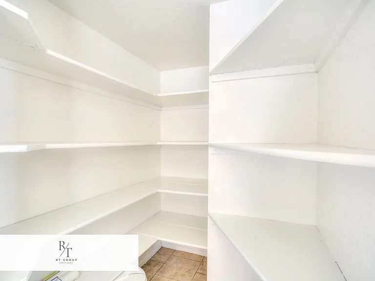 13006 Parkview Dr — Photo 16