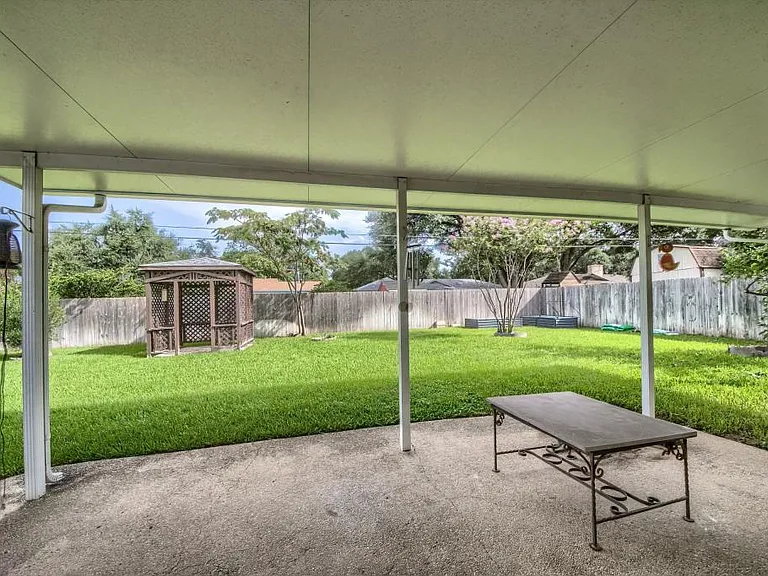 3106 Manila Dr — Photo 25