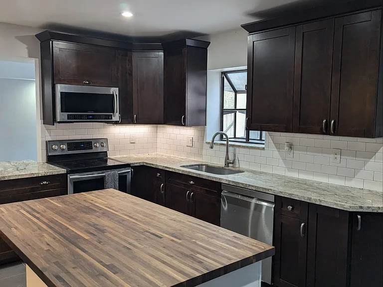 22425 Thousand Pines Ln — Photo 13