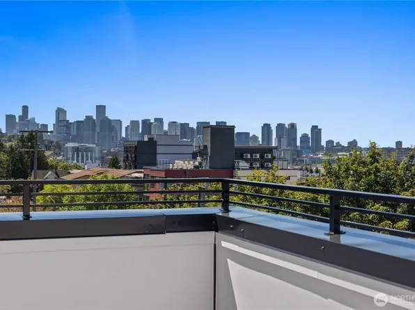 2328 D Franklin Avenue E, Seattle, WA 98102
