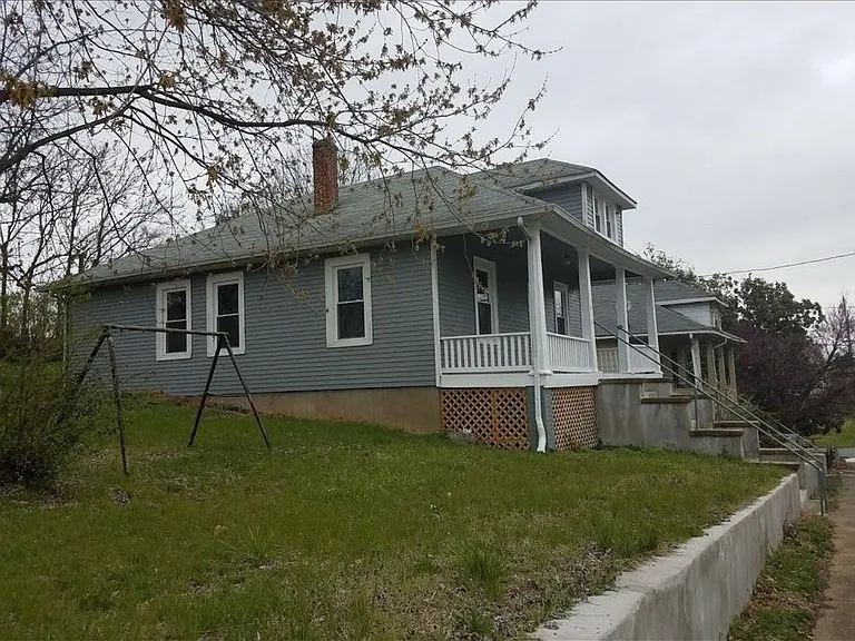Murray Ave SE — Photo 1