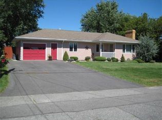 198 Thelma Ave, Somerset, MA 02726