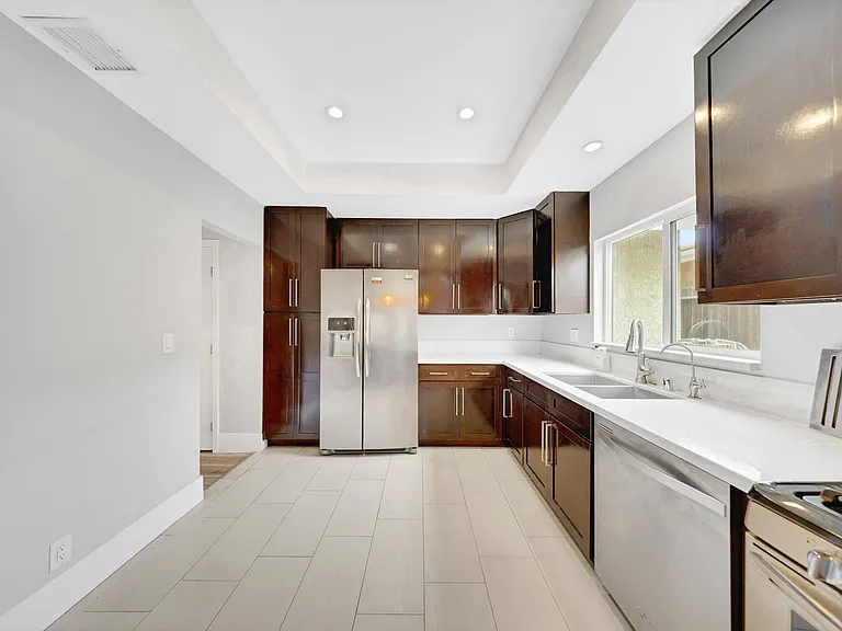 15937 La Ronda Cir — Photo 18