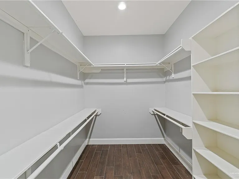 2510 May Ave — Photo 13