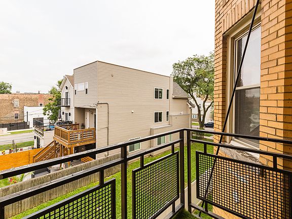 2nd image of 3510 W Cortland St APT 1S
