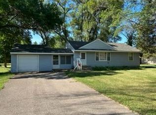 40 Logan Pkwy NE, Fridley, MN 55432