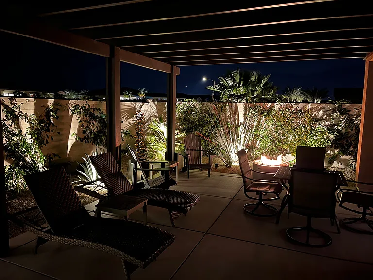 110 Zinfandel — Photo 36