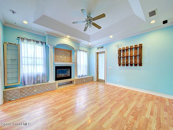 4th image of 1090 Castile Rd SE