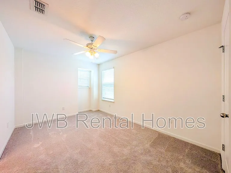 3174 Raven Trce — Photo 10