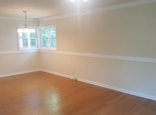 5908 Mustang Dr, Riverdale, MD 20737