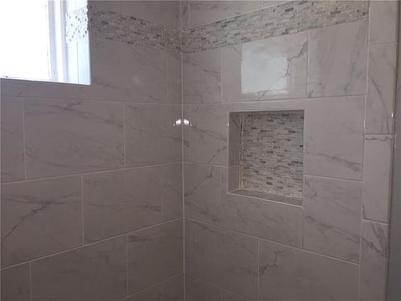 5th image of 4708 Harper Dr