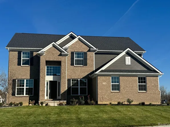 58515 Stuart Dr, Lyon Township, MI 48178