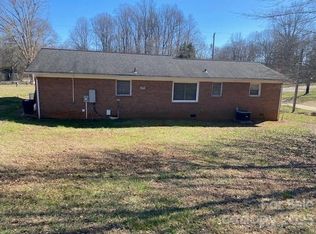 525 Lee Dr, Shelby, NC 28152