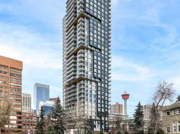 310 E 12th Ave SW #1002, Calgary, AB T2R 1B5
