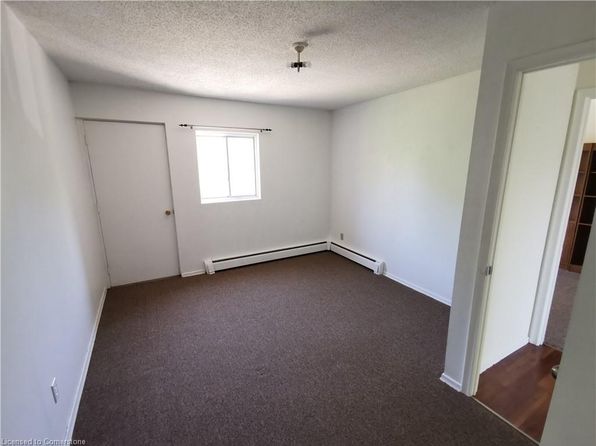 81 Brybeck Cres, Kitchener, ON N2M 2C5