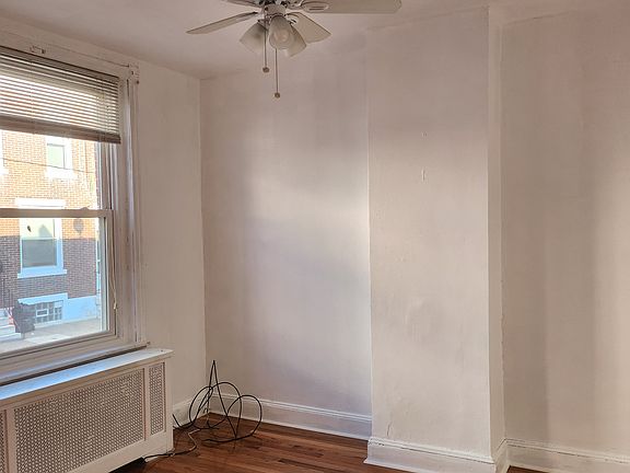 4th image of 5012 Tacoma St