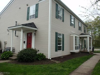 64 Valley Forge Ln, Elyria, OH, 44035