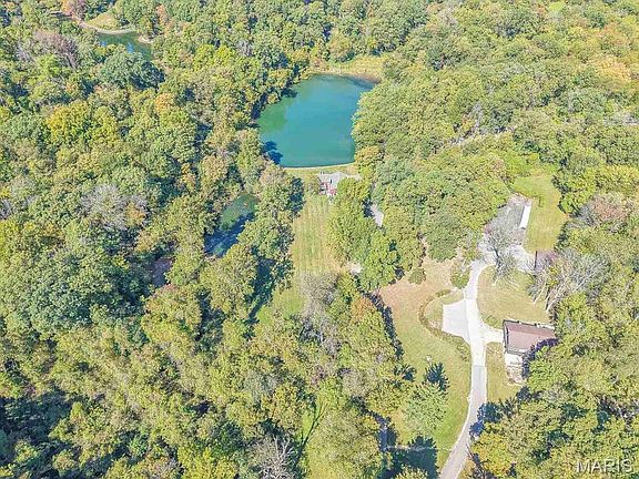 4th image of 353 & 357 Johnson Rd