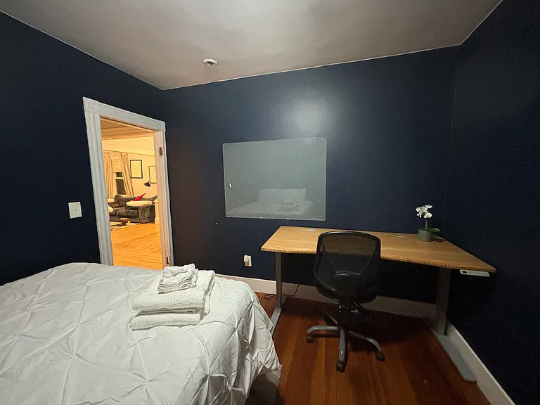 50 Stamford Ave #1 — Photo 10