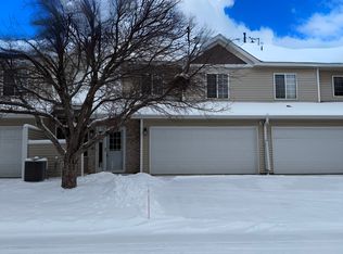 2123 Agate Curv, Shakopee, MN 55379