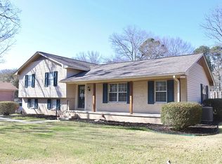 203 Landsdown Dr, Vicksburg, MS 39180