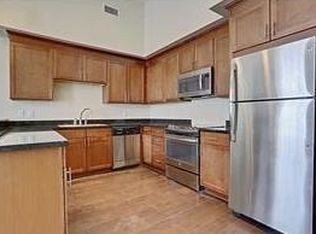 1101 Decatur St APT 302, New Orleans, LA 70116