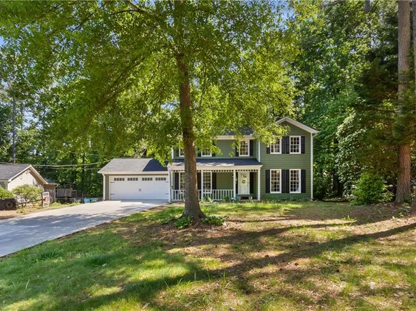 1027 Spring Mill Dr SW, Lilburn, GA 30047