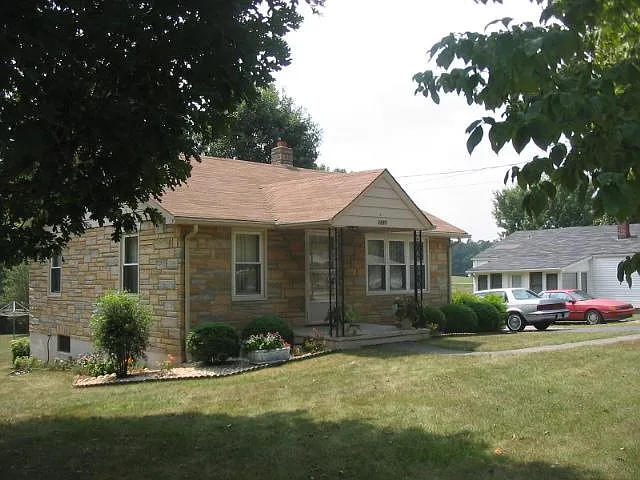 1265 Scuffling Hill Rd