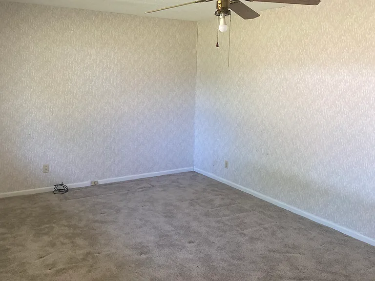 124 Gardenview Dr — Photo 11