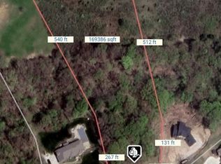 Sutton Pl, Chardon, OH 44024