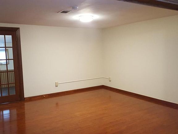 3rd image of 1955 Hopkins Ave