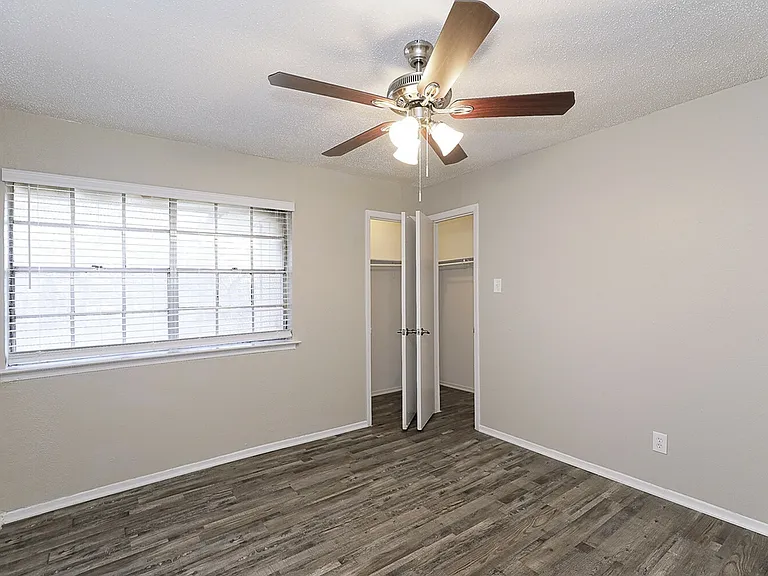 B2 - 2BD, 2BA - 1201SF - Guest Bedroom