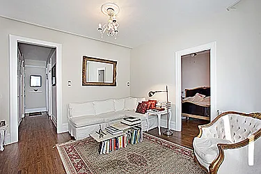 Rented by Barkoff Residential 